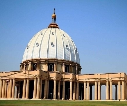 Basilica "Notre Dame de la Paix" città di Yamoussoukro COSTA D'AVORIO - STUDIO   BATTISTIN